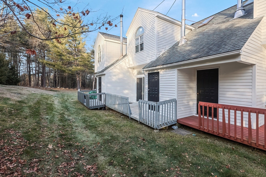 Southbridge, Massachusetts 01550, United States, 2 Bedrooms Bedrooms, ,2 BathroomsBathrooms,Residential,Pending,21185