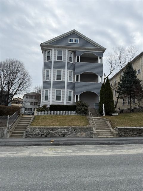 49 Perry Ave Worcester MA 01610