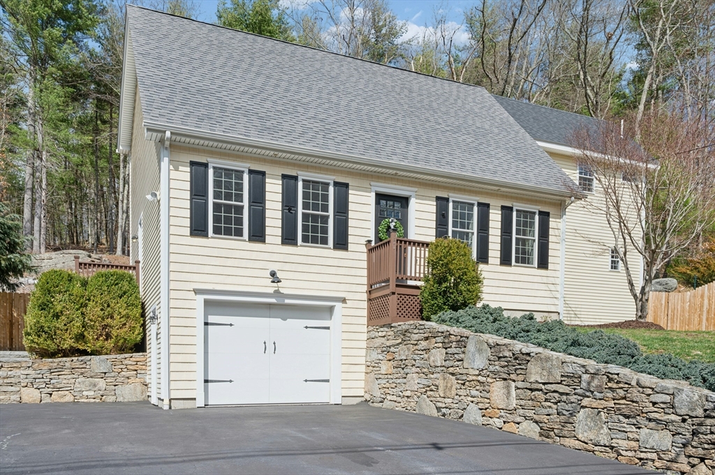 171 Whitins Rd