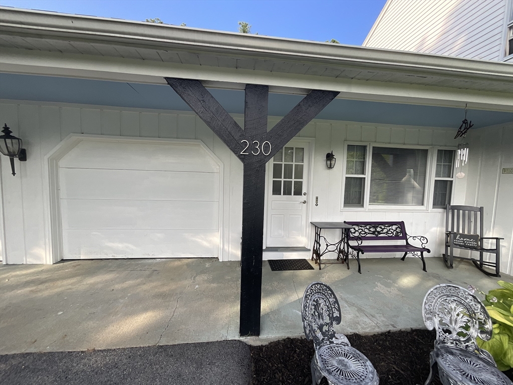 230 West St