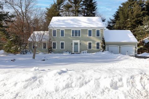 65 Harvest Ln Bridgewater MA 02324