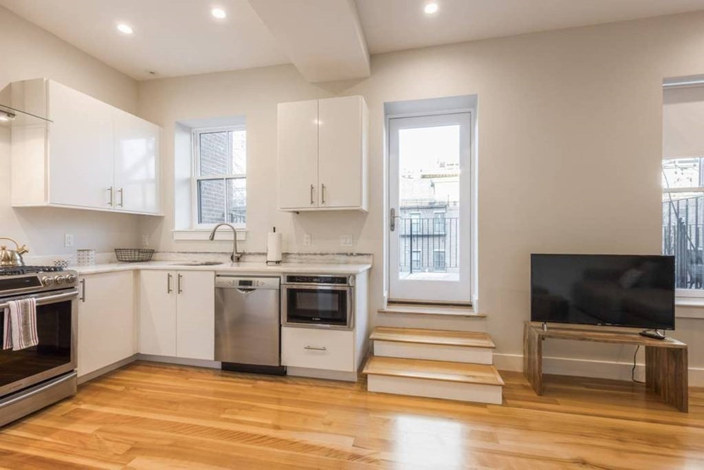 666 Massachusetts Ave 3