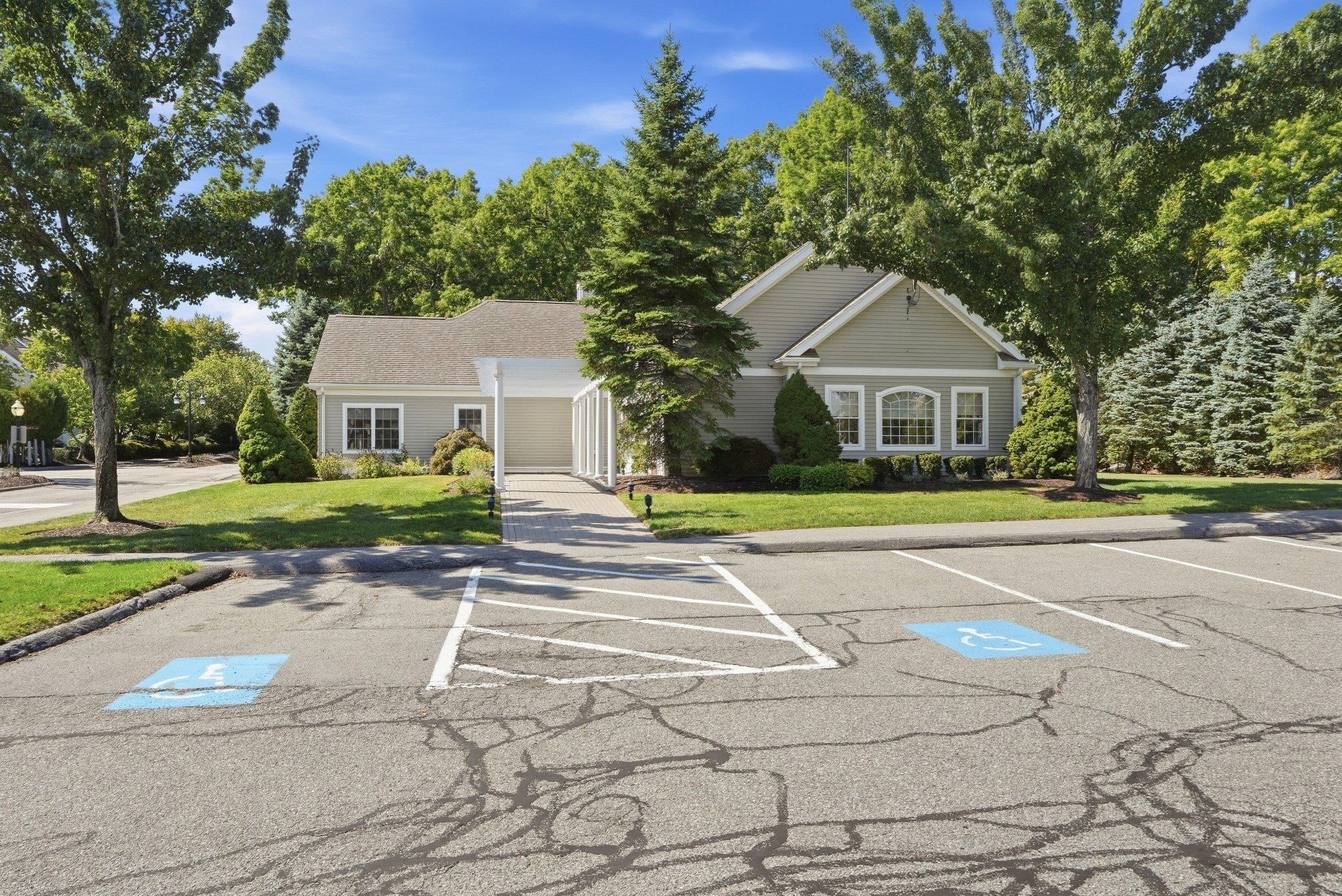 410 Rembrandt Way #410, Abington, MA Photo #40