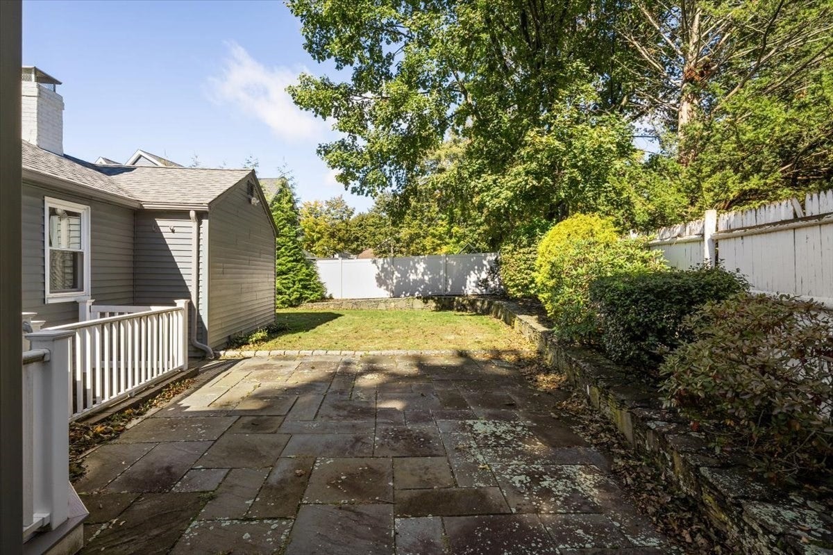 78 Salem End Lane, Framingham, MA Photo #19