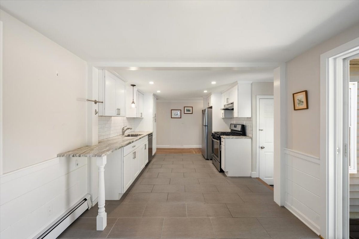 78 Salem End Lane, Framingham, MA Photo #5