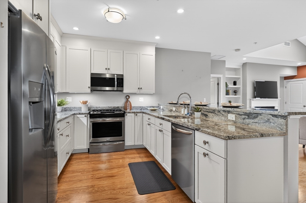 2 Inwood Drive #3012, Woburn, MA Photo #8