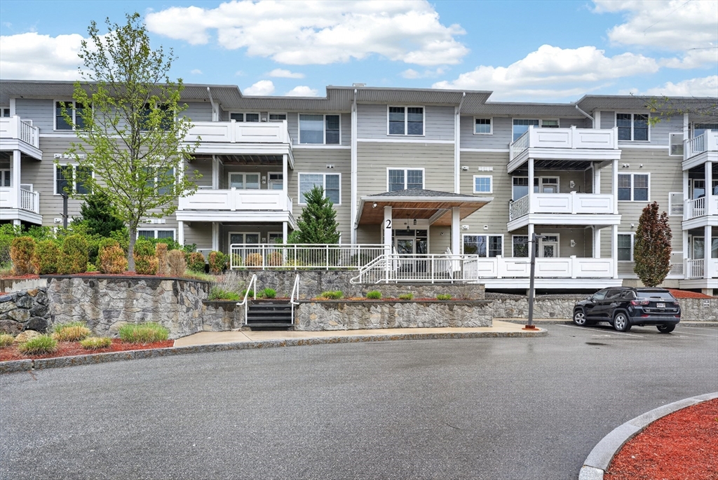 2 Inwood Drive #3012, Woburn, MA Photo #1