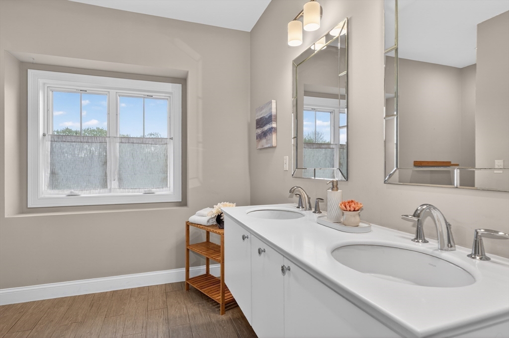 2 Inwood Drive #3012, Woburn, MA Photo #12