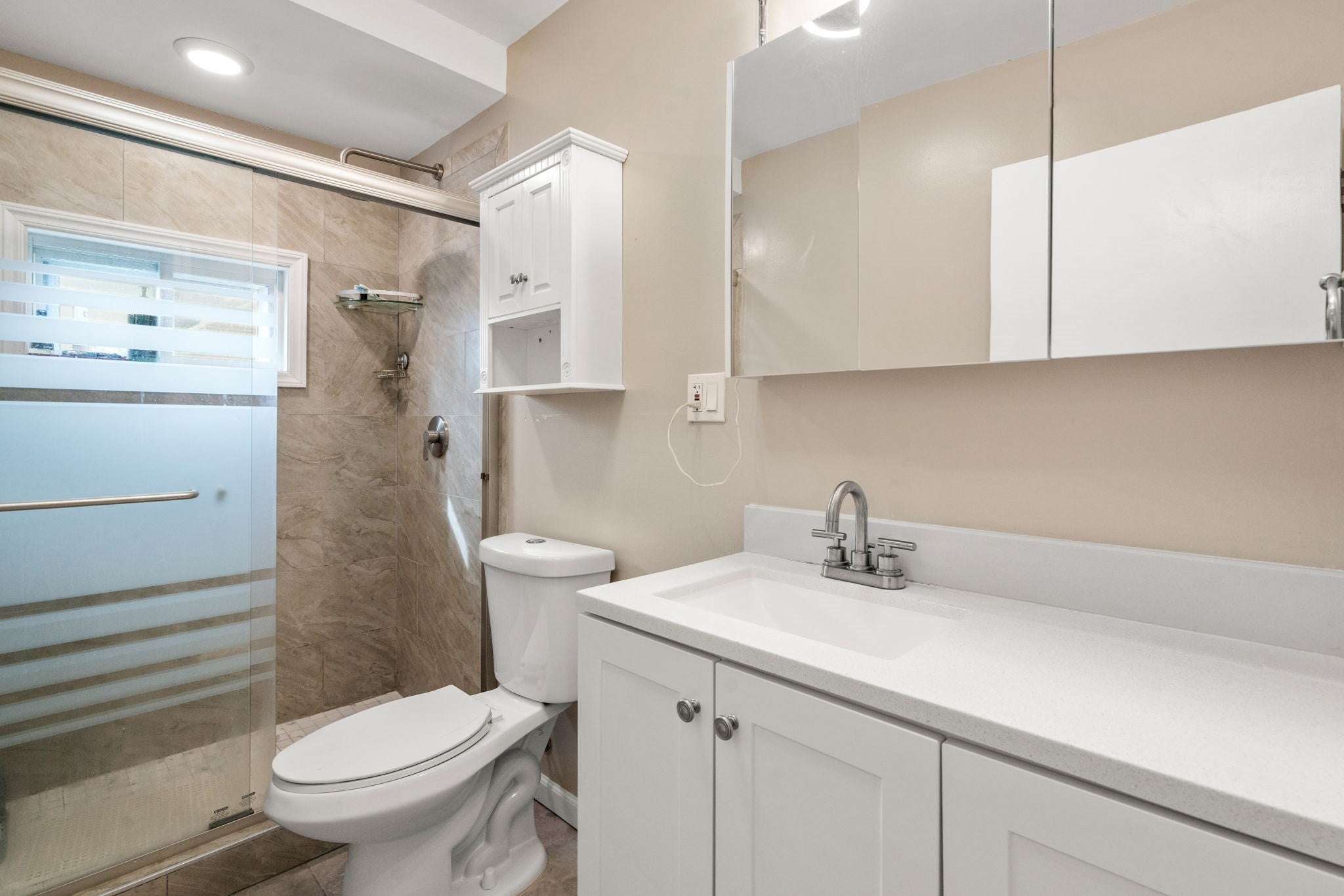 190 Pleasant St, Winthrop, MA Photo #10