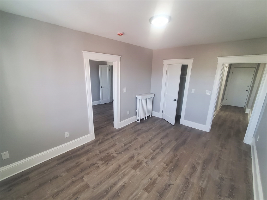 738 Washington Street 25