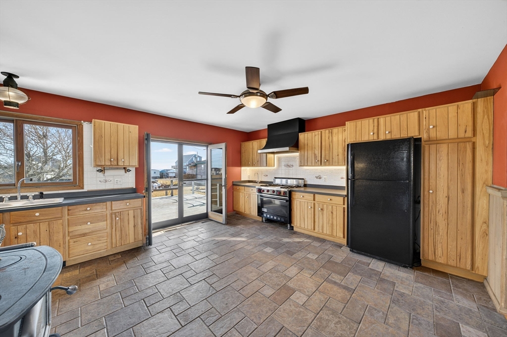 871 Sconticut Neck Rd