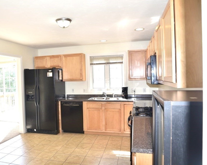 27 Christine Dr