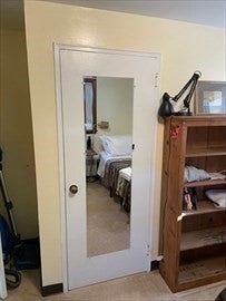15 Saran Ave Room