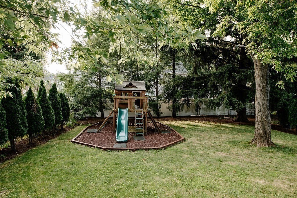 17 Eliot Road, Belmont, MA, 17 Eliot Road, Belmont, MA Photo #36