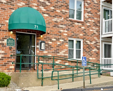 Photo of 71 Edgeworth St #17, Worcester, MA 01605 (MLS # 73582963)