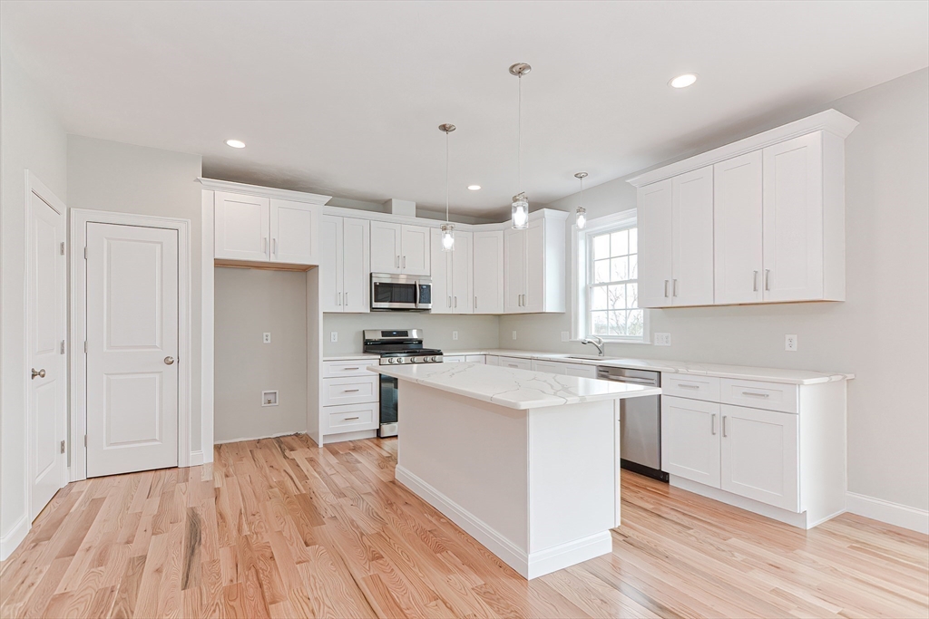62 Fisherville Terrace 0