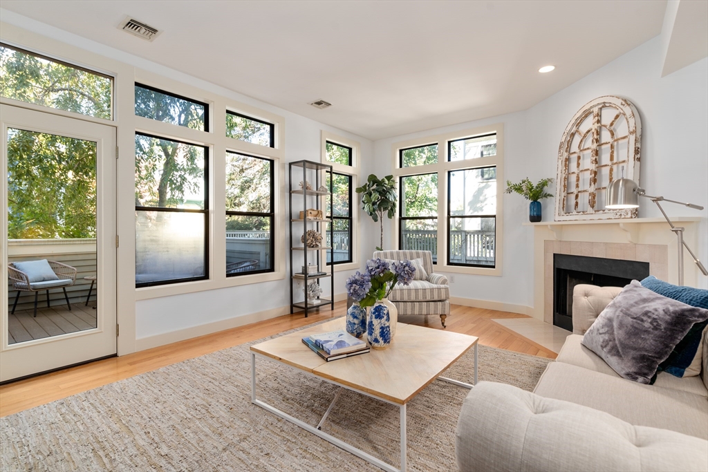 15 Roberts Road D