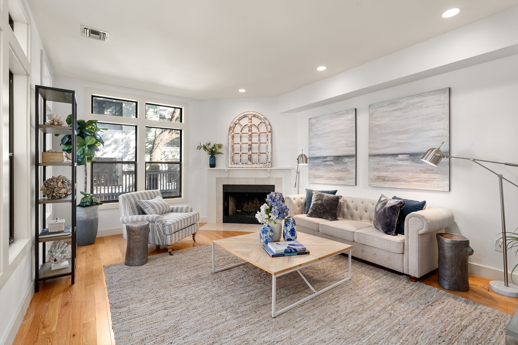 15 Roberts Road D