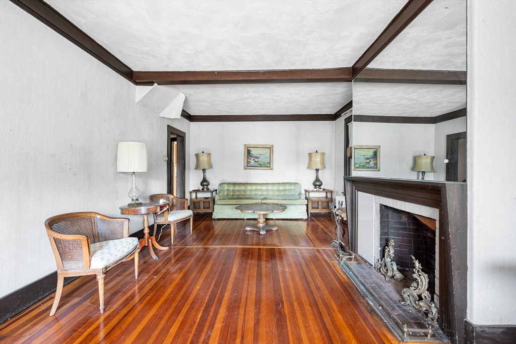 45 Beach Road