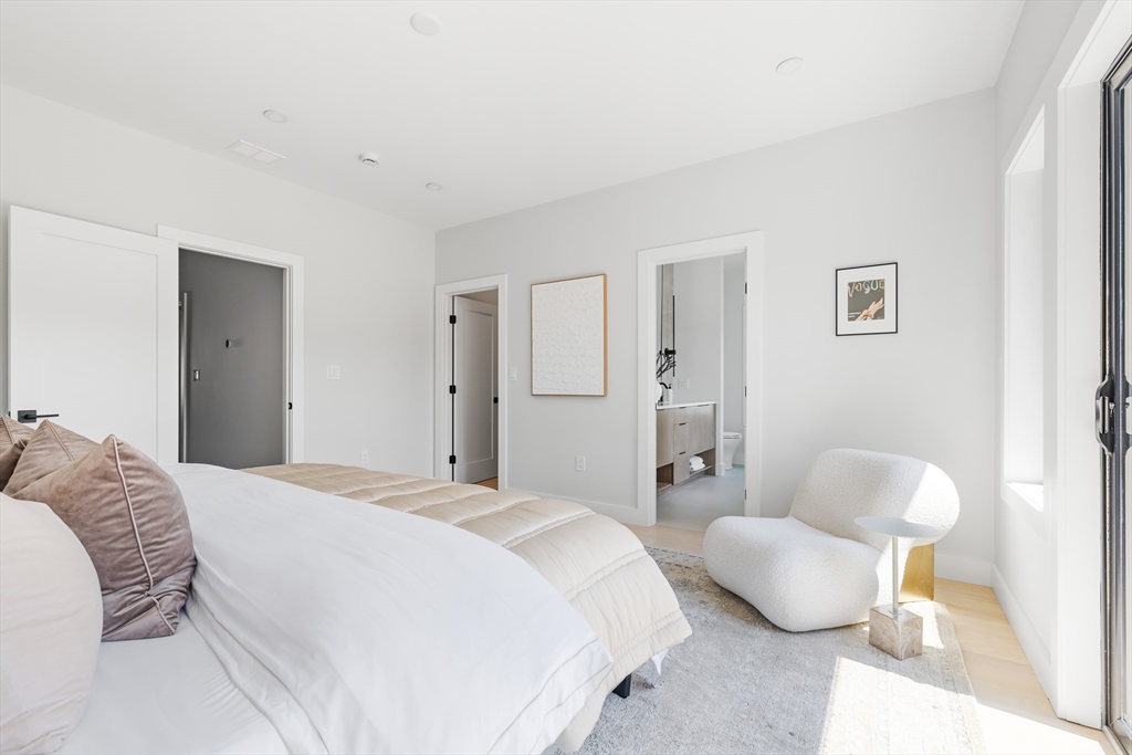 14-16 Irving St L