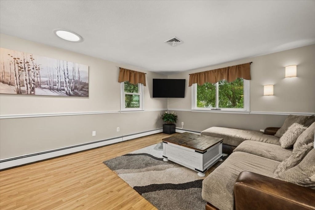 121 Dean St, Seekonk, MA, 121 Dean St, Seekonk, MA Photo #6