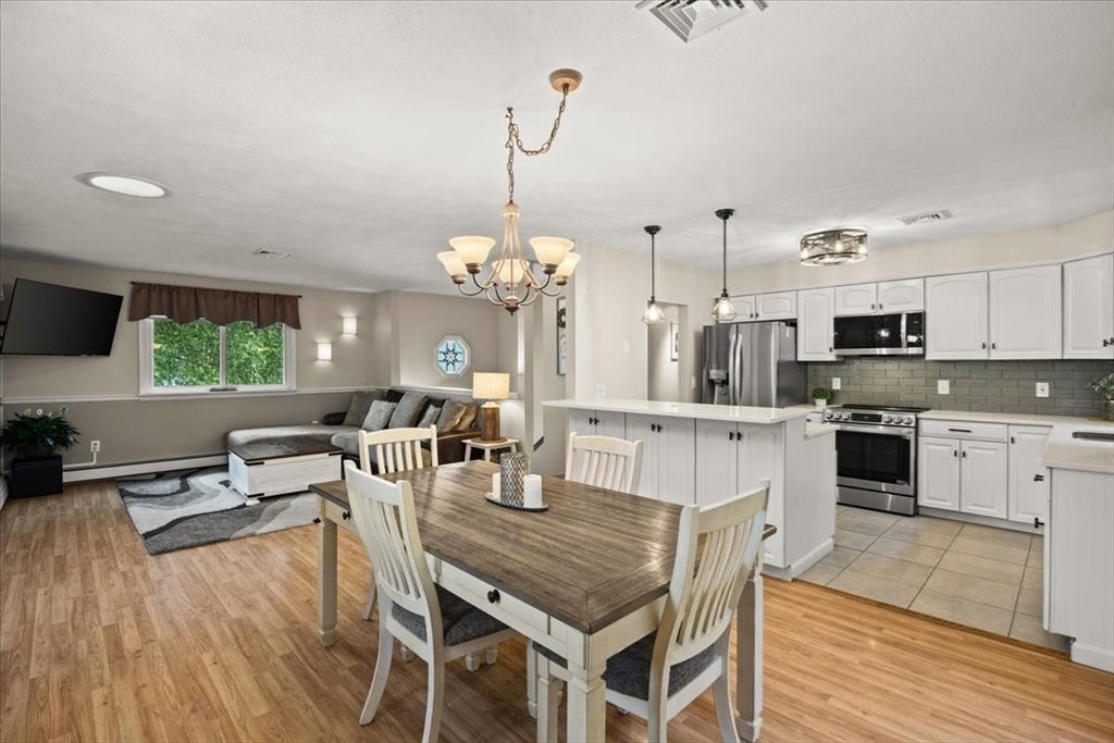 121 Dean St, Seekonk, MA, 121 Dean St, Seekonk, MA Photo #9