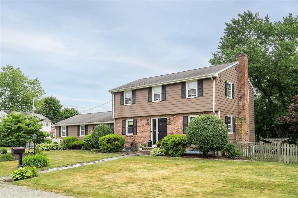 4 Roch Cir