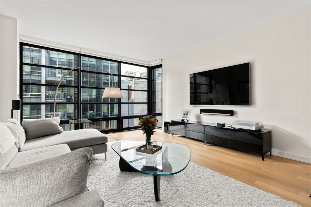 580 Washington 611