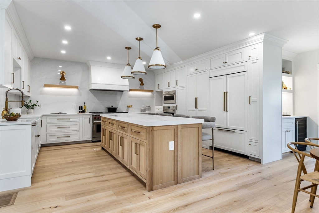 3 Field St