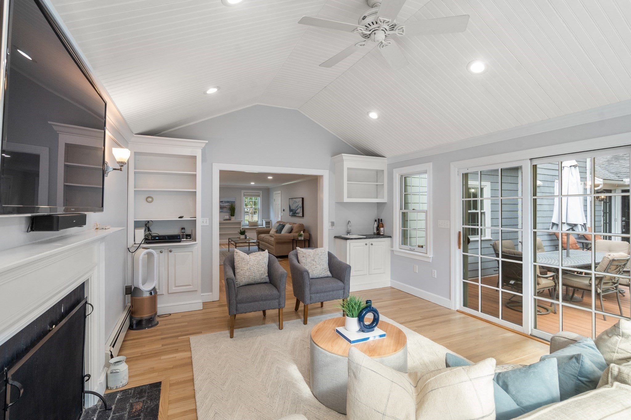 1375 Brush Hill Rd, Milton, MA Photo #14