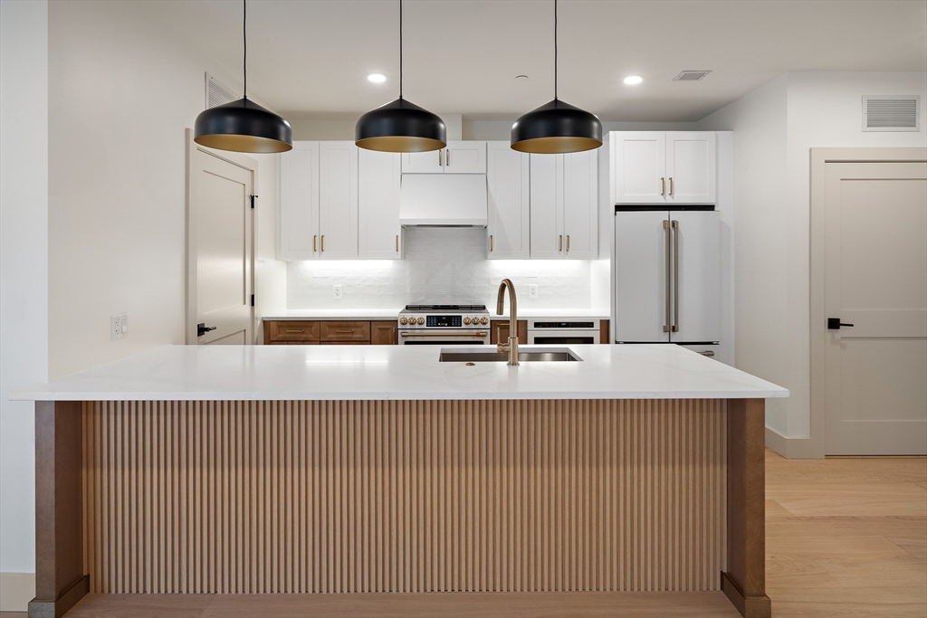 1025 Massachusetts Avenue 304