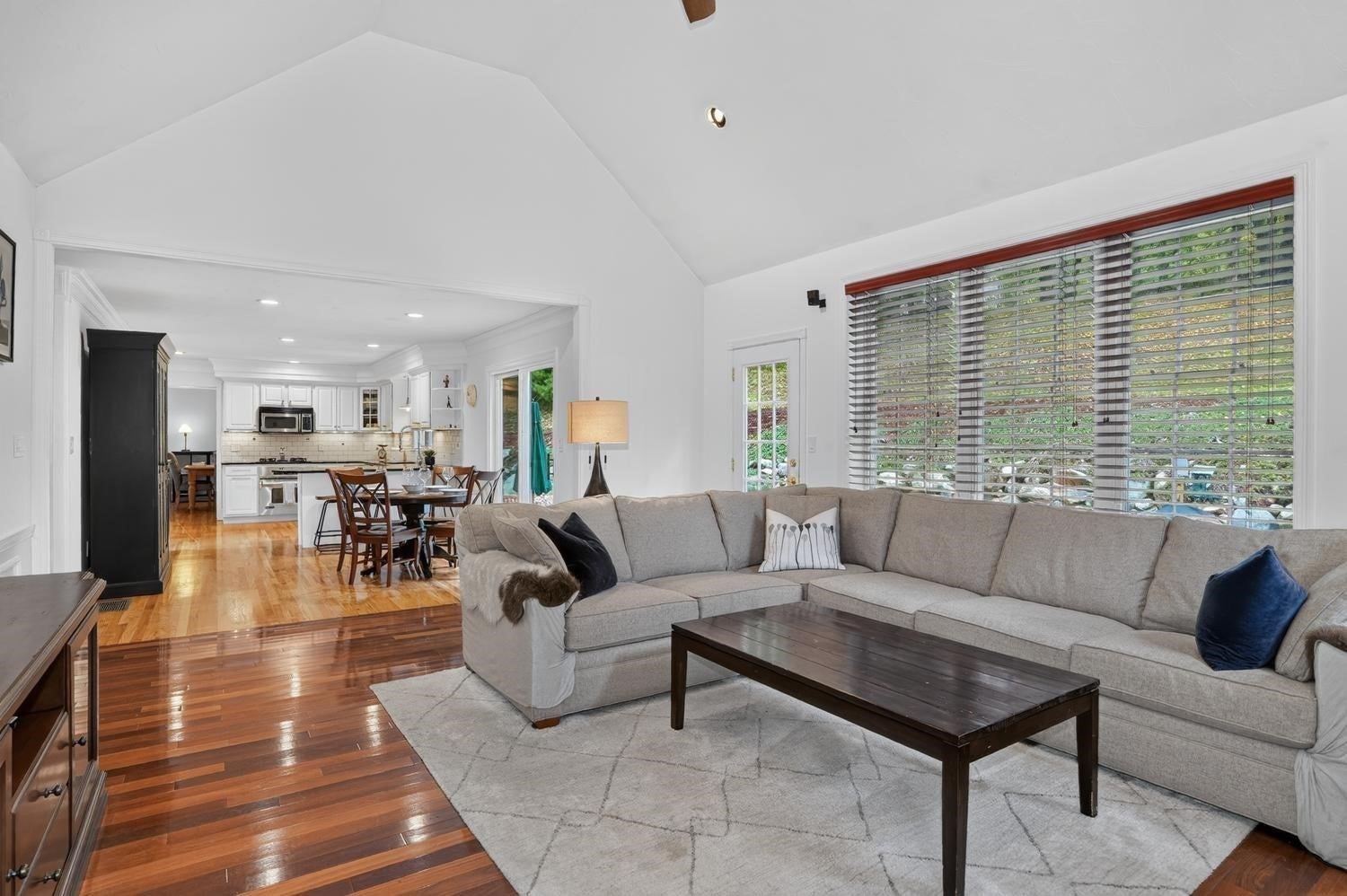 19 Dearth Circle, Ashland, MA Photo #9