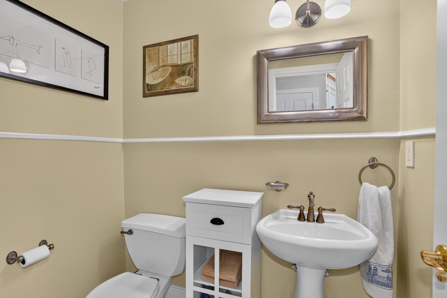 19 Dearth Circle, Ashland, MA Photo #16