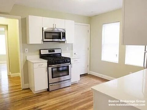 4043 Washington St 2 Boston MA 02131