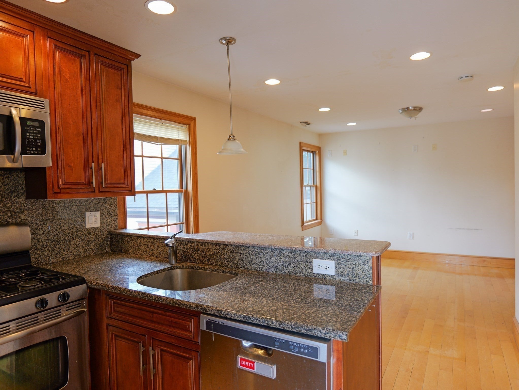 93 Gore St #3, Cambridge, MA, 93 Gore St #3, Cambridge, MA Photo #6