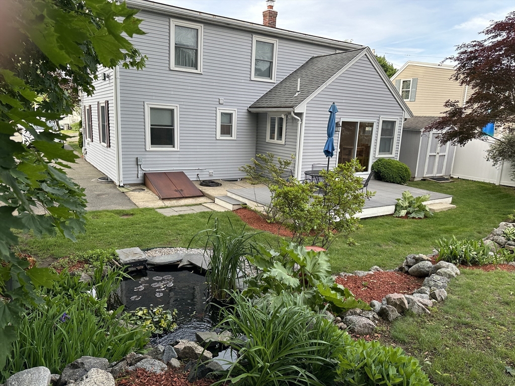 40 Elmwood Circle