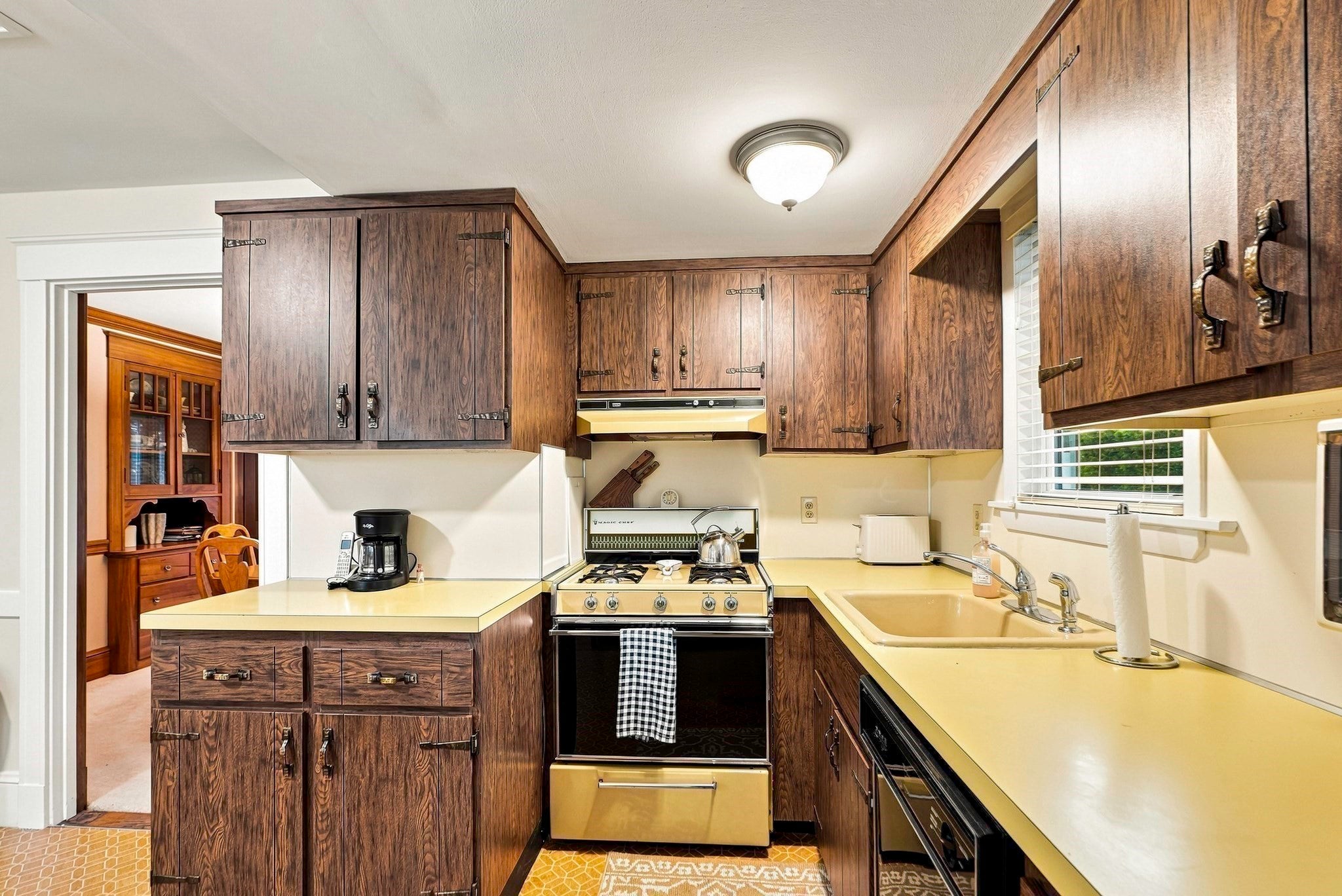 46 Prentice St, Waltham, MA Photo #19