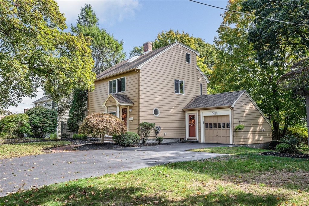18 Mountain Ave