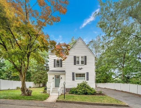 3 Highet Ave Woburn MA 01801