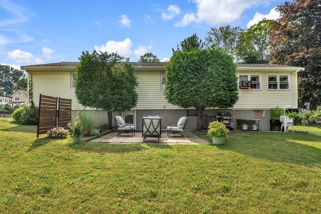 5 Walters Ave