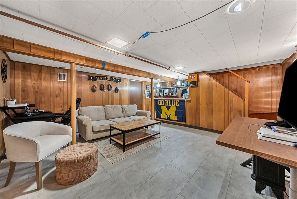 5 Walters Ave, Dedham, MA Photo #32
