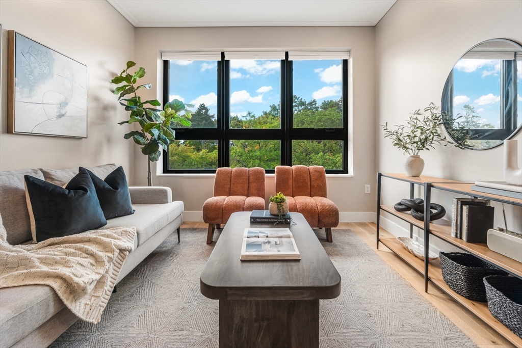 70 Leo Birmingham Parkway U307