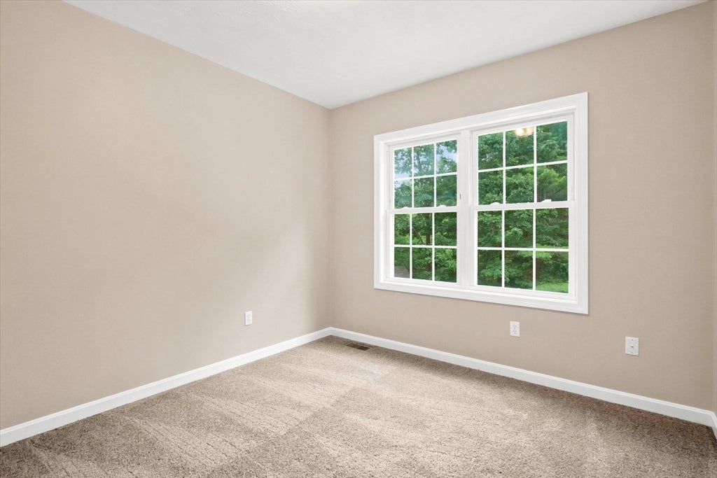 1725 Shirley Rd, Lancaster, MA Photo #18