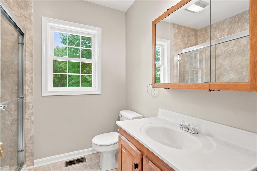 1725 Shirley Rd, Lancaster, MA Photo #20