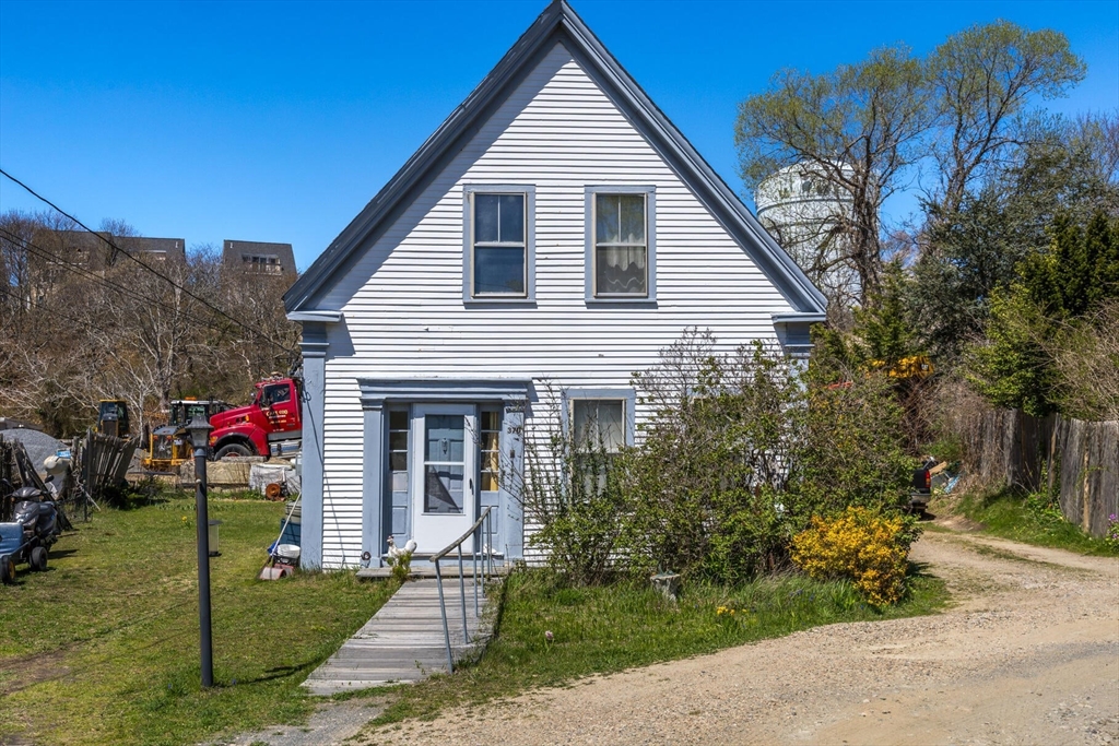 37D Court Street