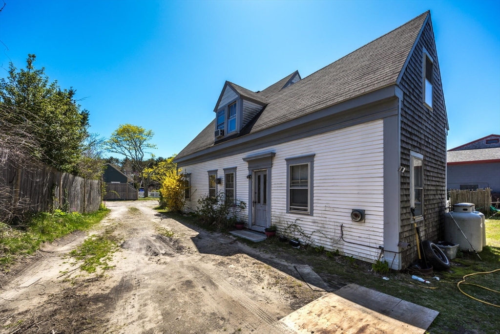 37D Court Street