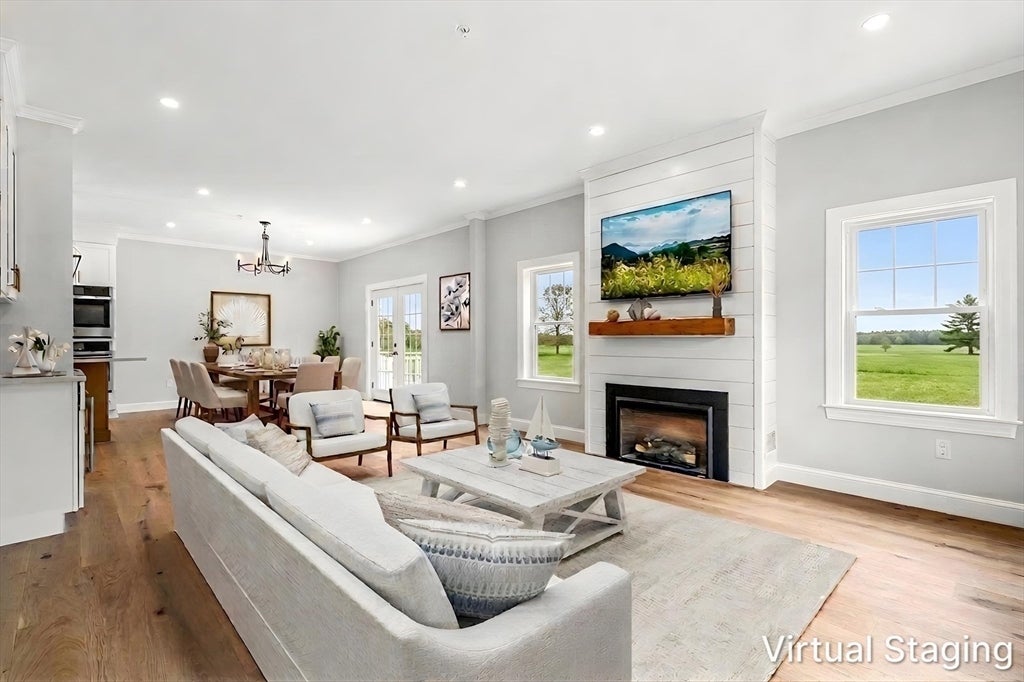 Photo of 13 Whitman Circle, Bellingham, MA
