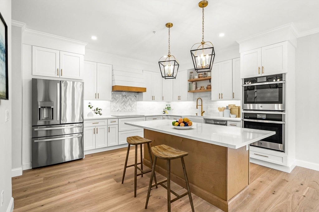 13 Whitman Circle 13