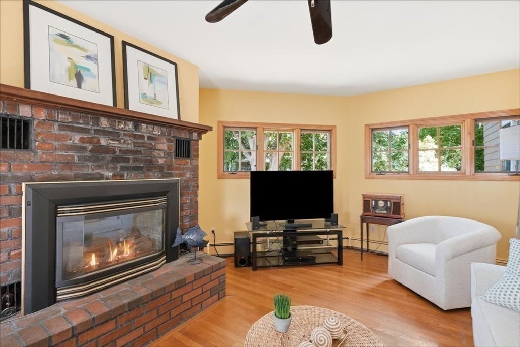 36 Bonnie Brier Circle, Hingham, MA, 36 Bonnie Brier Circle, Hingham, MA Photo #18