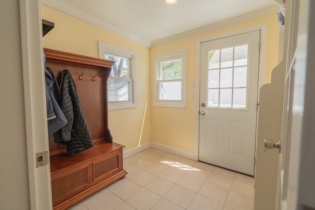 35 Neponset St